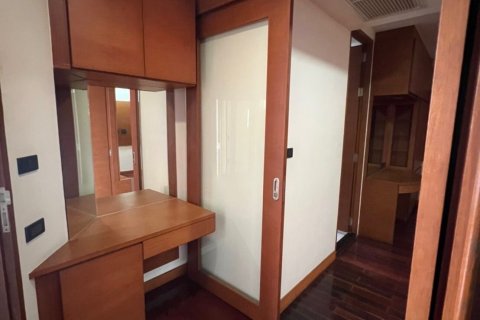 Кондоминиум с 4 спальнями в Клонг Тоэй, Бангкок, Таиланд № 167284 - фото 12