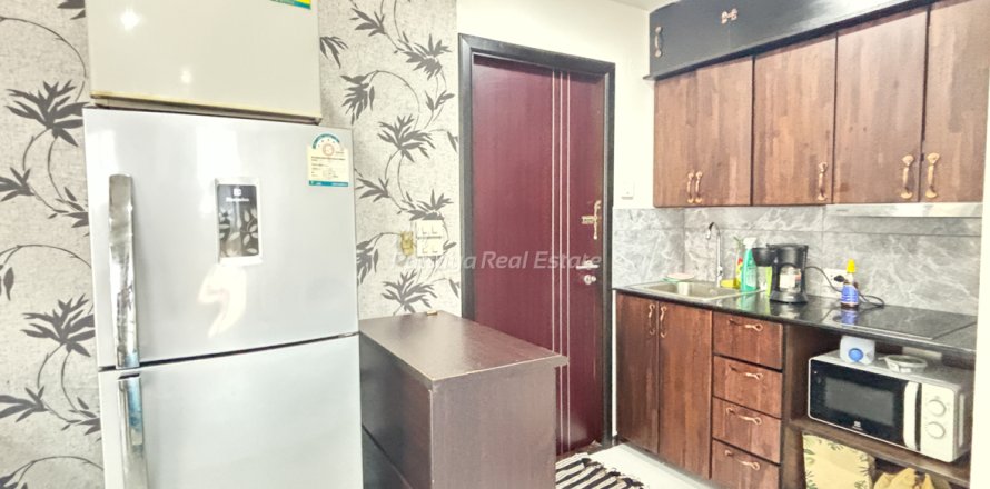 Studio dans le Condo à Bang Lamung, Thaïlande № 205178