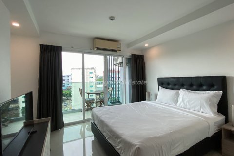 สตูดิโอในคอนโดมิเนียมในบางเสร่, ประเทศไทย № 205176 - รูปถ่าย 3
