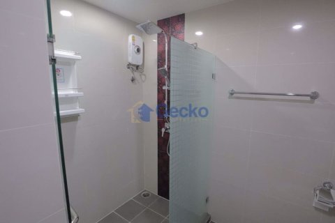 Condo in Pattaya, Thailand, 1 bedroom № 196896 - photo 13