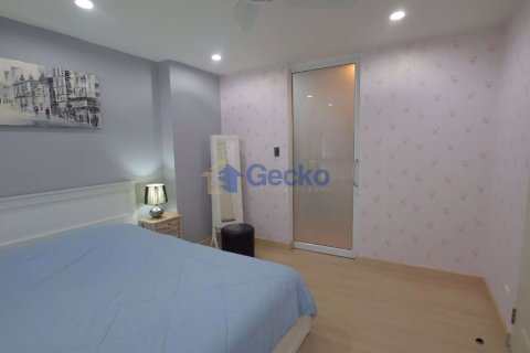 Condo in Pattaya, Thailand, 1 bedroom № 196896 - photo 12