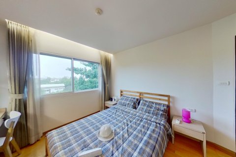 Condo à Phra Khanong, Bangkok, Thaïlande, 2 chambres  № 153198 - photo 12