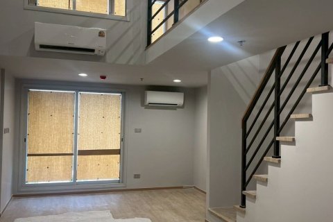 Condo in Bang Rak, Bangkok, Thailand, 2 bedrooms  № 153202 - photo 7