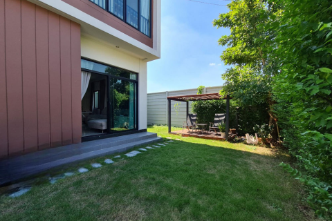 House in Khlong Sam Wa, Bangkok, Thailand 3 bedrooms № 171701 - photo 1