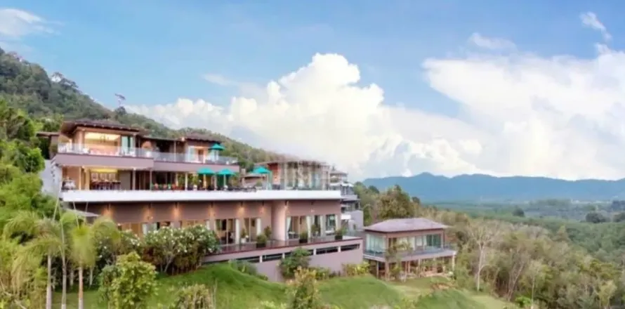 Вилла в Пхукете, Таиланд с 18 спальнями  № 153564