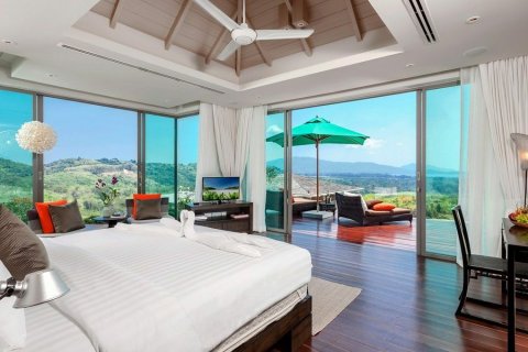 Вилла в Пхукете, Таиланд с 18 спальнями  № 153564 - фото 12