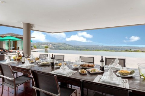 Вилла в Пхукете, Таиланд с 18 спальнями  № 153564 - фото 11