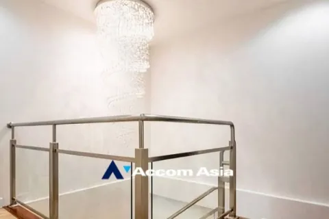 Duplex in Huai Khwang, Bangkok, Thailand 3 Schlafzimmer № 216051 - Foto 7