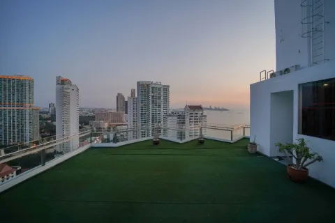 Condominio de 4 dormitorios en Pattaya, Tailandia № 211200 - foto 16