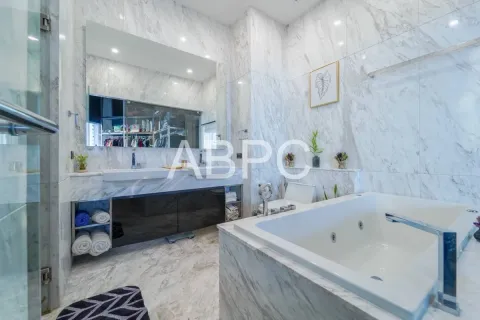 Condominio de 4 dormitorios en Pattaya, Tailandia № 211200 - foto 7