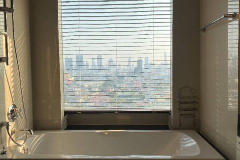 Condo in Bangkok, Thailand, 2 bedrooms  № 114401 - photo 6