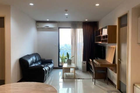 Condo in Bangkok, Thailand, 2 bedrooms  № 114401 - photo 1
