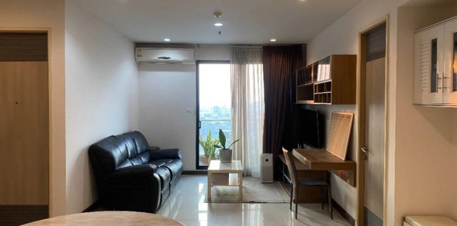 Condo in Bangkok, Thailand, 2 bedrooms  № 114401