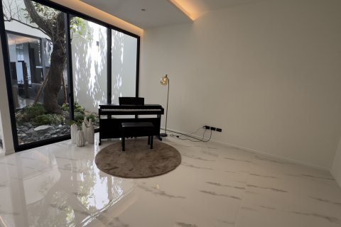 Вилла в Ханг Донге, Таиланд с 5 спальнями  № 139594 - фото 3