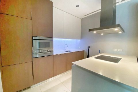 Condo in Pathum Wan, Bangkok, Thailand, 2 bedrooms  № 139593 - photo 5