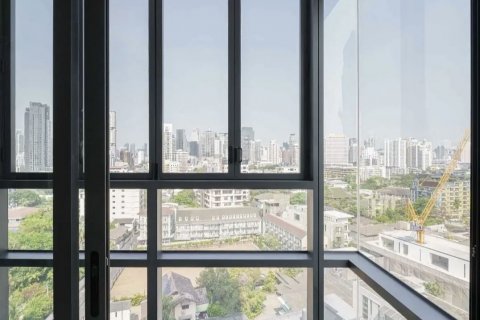 Condo in Watthana, Bangkok, Thailand, 2 bedrooms  № 139595 - photo 17