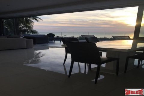 Apartment in Kata, Thailand 2 bedrooms № 193475 - photo 2