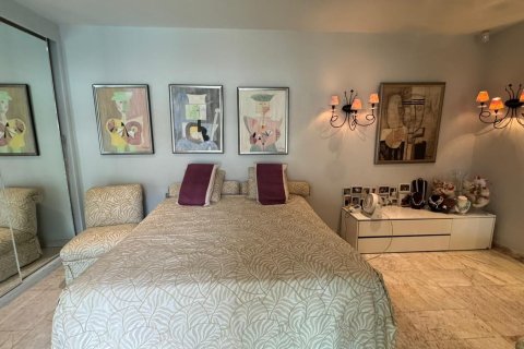 Villa in Phuket, Thailand 3 bedrooms № 147825 - photo 13