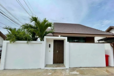 Вилла в Паттайе, Таиланд с 2 спальнями  № 147822 - фото 1