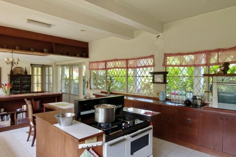 Villa in Chiang Mai, Thailand 7 bedrooms № 147823 - photo 8