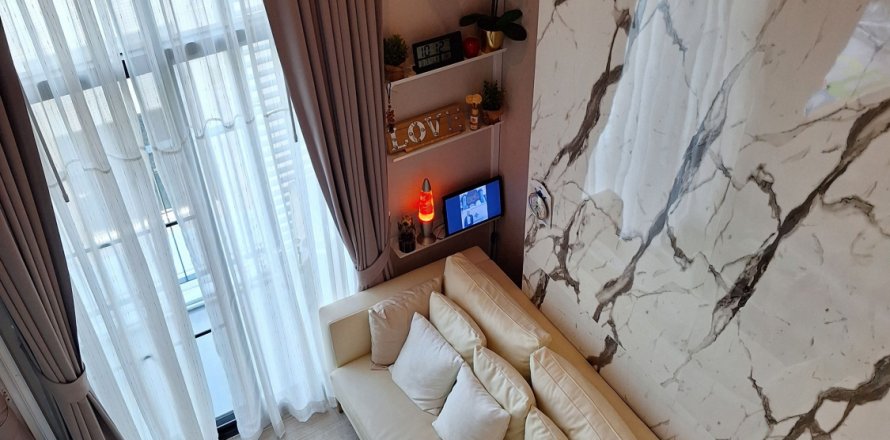 Duplex in Bang Na, Bangkok, Thailand 2 bedrooms № 138093