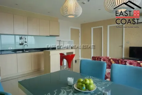 Condominio de 2 dormitorios en Jomtien Beach, Pattaya, Tailandia № 213209 - foto 4