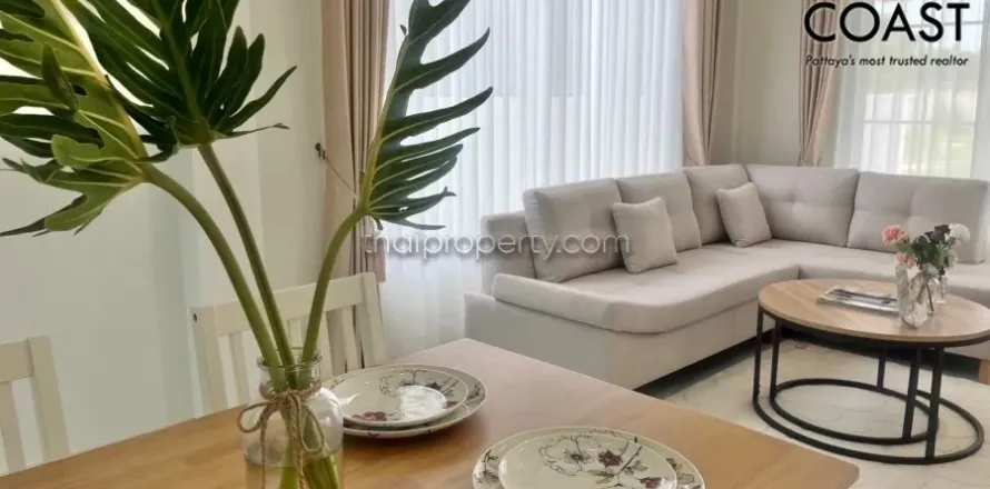 Casa de 3 dormitorios en Pattaya, Tailandia № 213211
