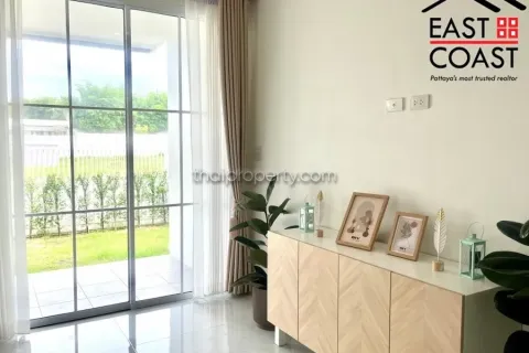 Casa de 3 dormitorios en Pattaya, Tailandia № 213211 - foto 3