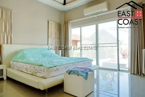 Casa de 3 dormitorios en Pattaya, Tailandia № 213208 - foto 9