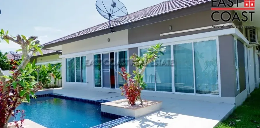 Casa de 3 dormitorios en Pattaya, Tailandia № 213208