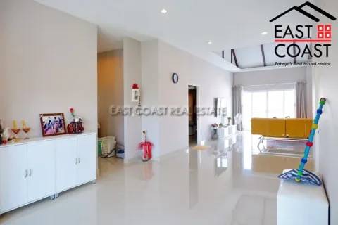 Casa de 3 dormitorios en Pattaya, Tailandia № 213208 - foto 6