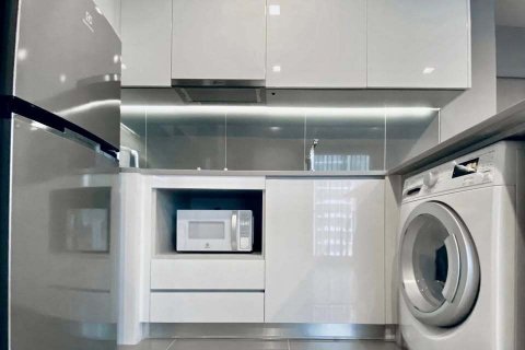 Studio dans le Condo à Watthana, Bangkok, Thaïlande  № 145167 - photo 4