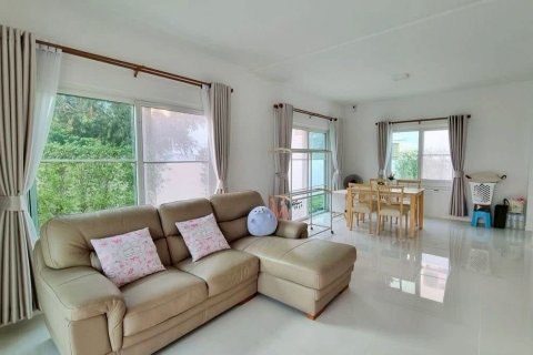 Maison à Bang Kaeo, Thaïlande 3 chambres № 145163 - photo 2