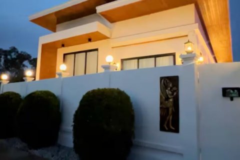 House in Ko Samui, Thailand 3 bedrooms № 139001 - photo 2