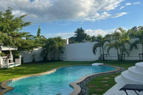 House in Ko Samui, Thailand 3 bedrooms № 139001 - photo 8