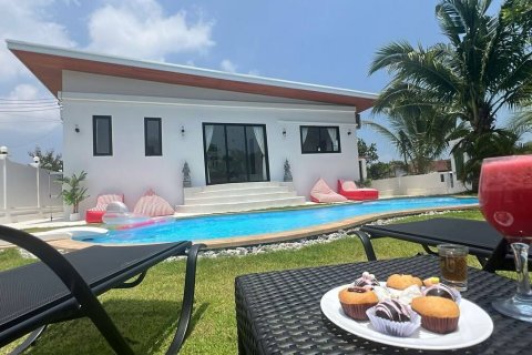 House in Ko Samui, Thailand 3 bedrooms № 139001 - photo 12