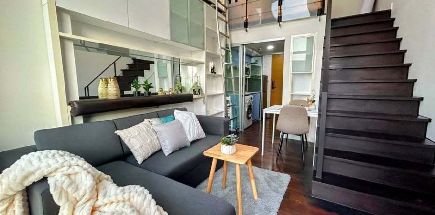 Studio dans le Condo à Khlong Toei, Bangkok, Thaïlande № 154205