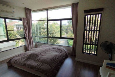 Maison à Bang Kapi, Bangkok, Thaïlande 3 chambres № 154203 - photo 4