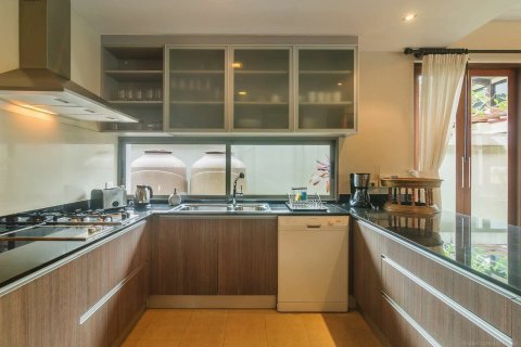 Villa in Phuket, Thailand 3 bedrooms № 154202 - photo 12