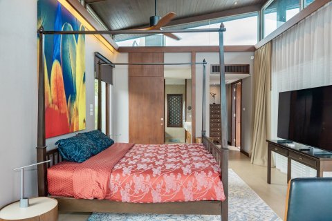 Villa in Phuket, Thailand 3 bedrooms № 154202 - photo 11