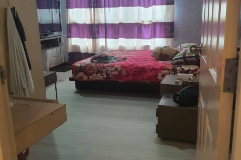 Condo in Watthana, Bangkok, Thailand, 2 bedrooms  № 161833 - photo 4