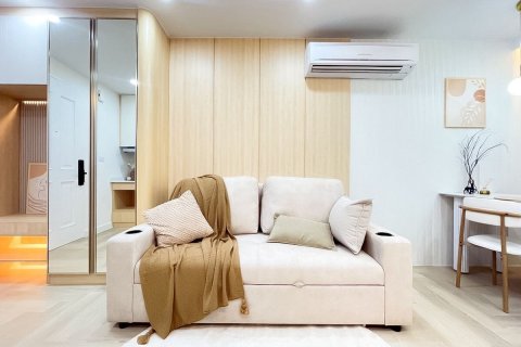 Studio dans le Condo à Watthana, Bangkok, Thaïlande  № 161830 - photo 18