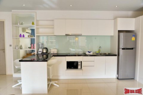 Apartment on Jomtien Beach, Pattaya, Thailand 2 bedrooms № 193214 - photo 3