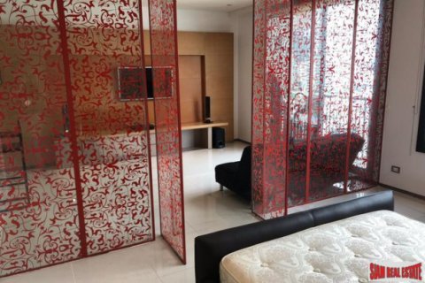 Apartment in Bangkok, Thailand 1 bedroom № 193210 - photo 4