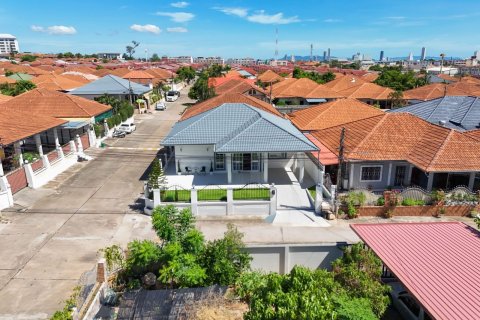 Villa in Pattaya, Thailand 3 bedrooms № 203452