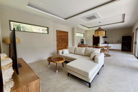 Villa in Ko Samui, Thailand 2 bedrooms № 147049 - photo 11