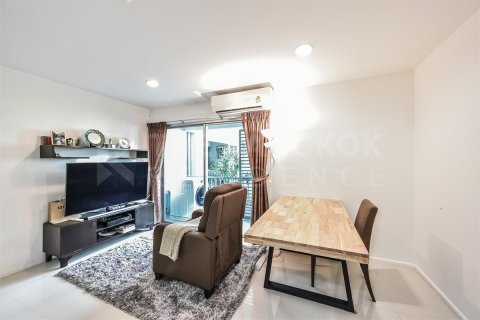 Condo à Bangkok, Thaïlande, 2 chambres № 188495