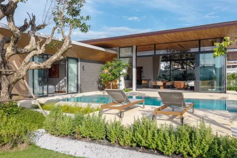 Villa in Phuket, Thailand 3 bedrooms № 177828