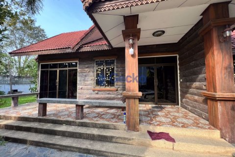 House in Pattaya, Thailand 6 bedrooms № 196711 - photo 29