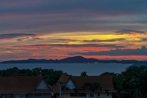 Студия в кондо в Паттайе, Таиланд № 141281 - фото 2